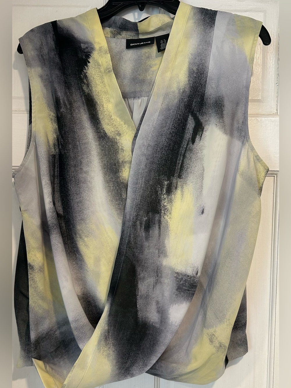DKNY Jeans Sleeveless Abstract Print V Neck Drape front Sheer Blouse XL